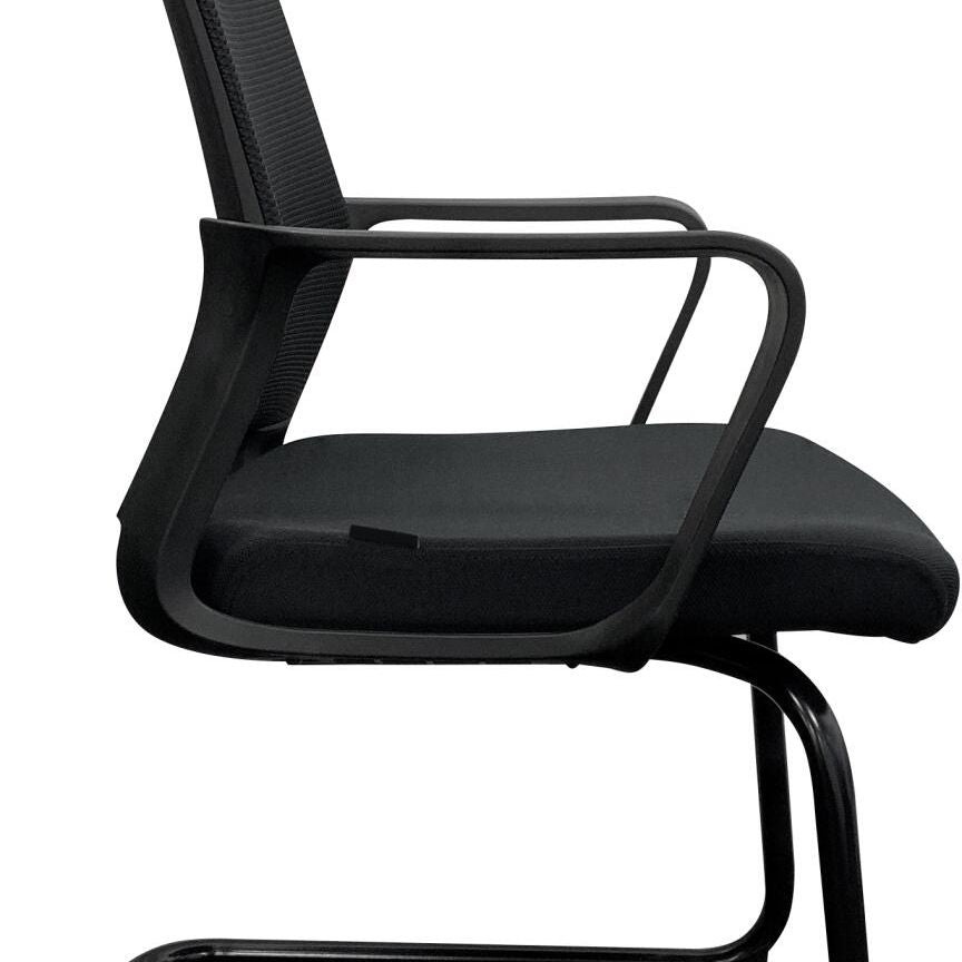 Formetiq B/CHC202-BK-G0 Oslo Meeting Chair with Fixed Arms