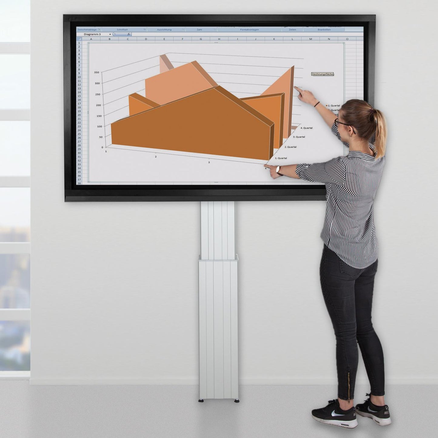 Conen SCEXLW Motorized Xl Monitor Wall Mount, 50 Cm Of Vertical Travel Column Silver Anodized, Center Of Display 121,5 - 171,5 Cm